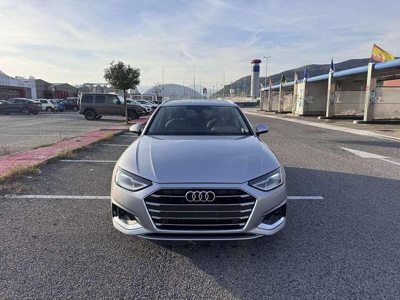 Usata Audi A4 Business 136 CV (100 kW) 2021 Argento Station wagon