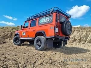 Usata Land Rover Defender 122 CV (89 kW) 1970 Arancione SUV