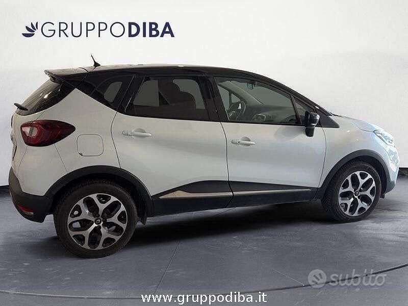 Usata Renault Captur 131 CV (96 kW) 2019 Bianco SUV