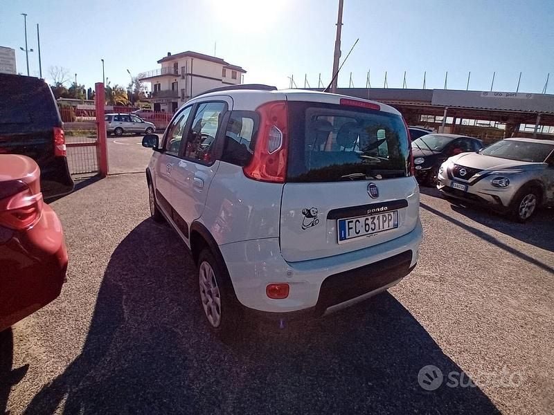 Usata Fiat Panda 4x4 85 CV (62 kW) 2015 Bianco Utilitaria