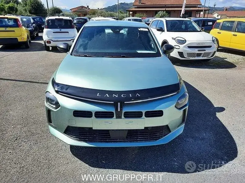 Nuova Lancia Ypsilon 100 CV (73 kW) 2026 Verde Utilitaria