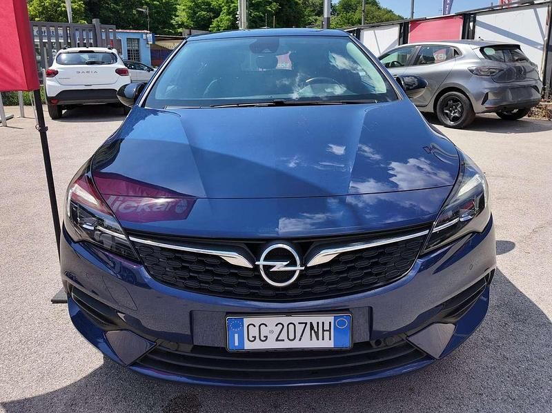 Blu/azzurro Usata 2021 Opel Astra Business Elegance Tre volumi | 11.000 € (Super prezzo) - Immagine 1/4