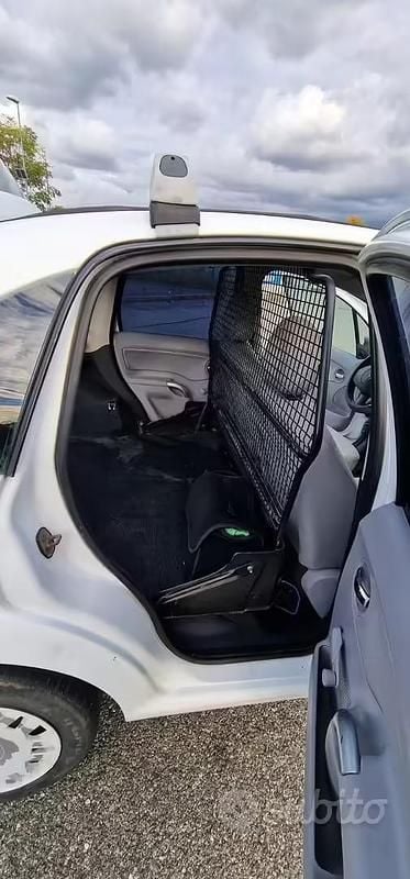 Usata Citroën C3 68 CV (50 kW) 2004 Bianco Furgone
