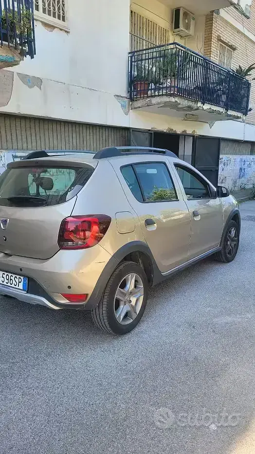Usata Dacia Sandero 101 CV (74 kW) 2020 Berlina