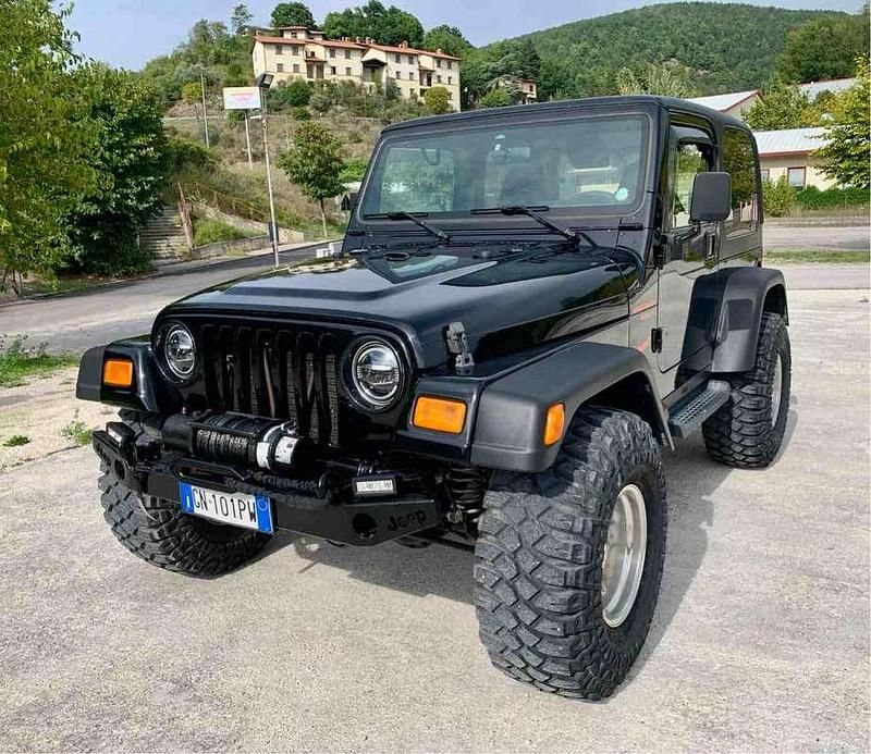 Usata Jeep Wrangler 177 CV (130 kW) 1997 Nero SUV
