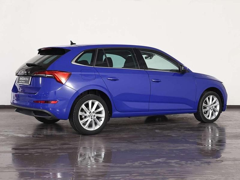 Usata Skoda Scala Style 110 CV (80 kW) 2022 Blu mediterraneo Utilitaria