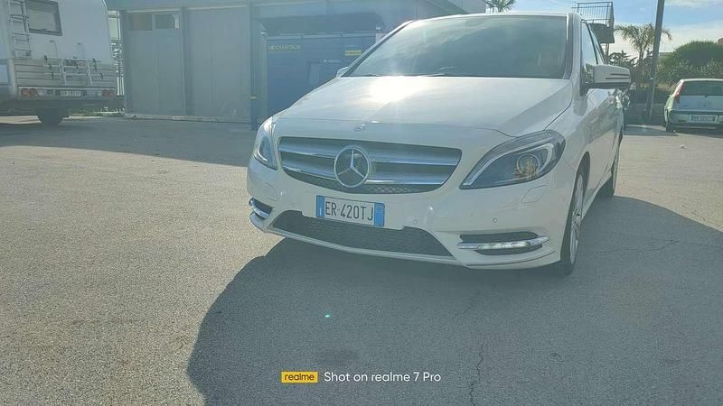 Usata Mercedes B180 Premium 109 CV (80 kW) 2013 Monovolume