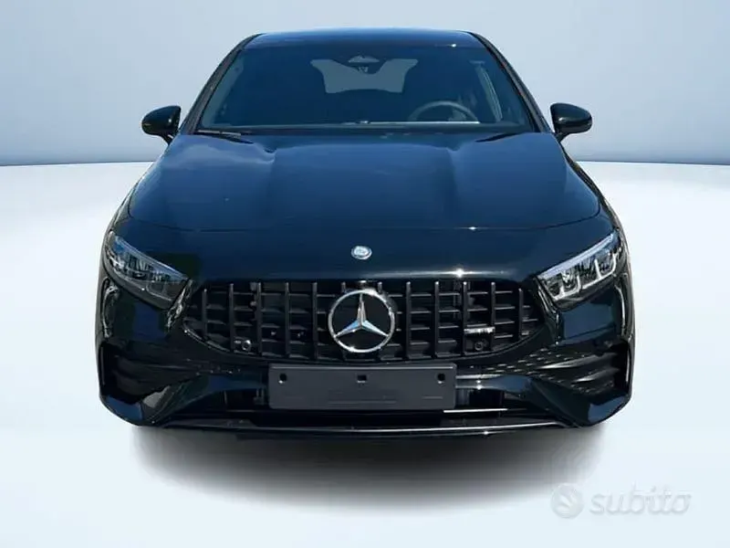 Nuova Mercedes A35 AMG AMG line 2026 Nero Berlina