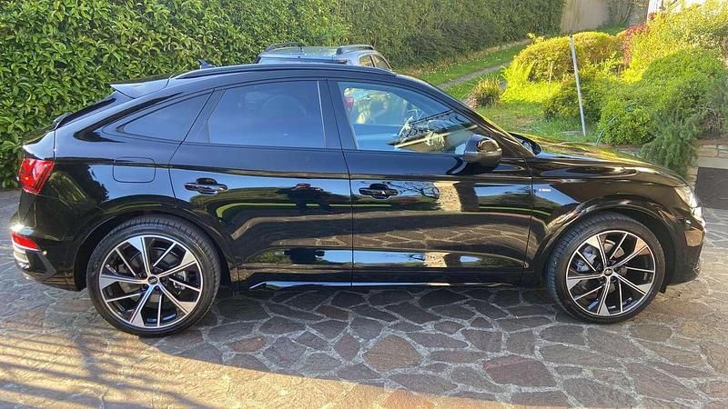 Usata Audi Q5 Sportback S-line plus 204 CV (150 kW) 2023 Nero SUV