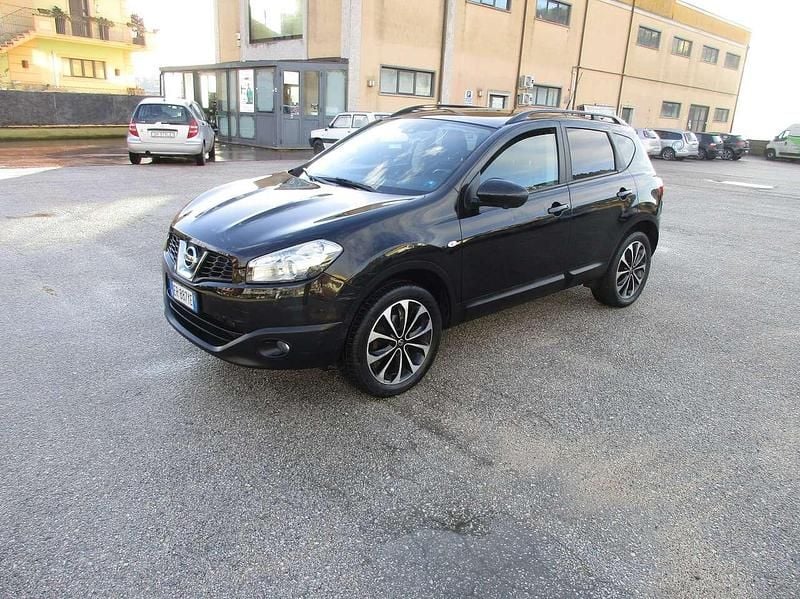 Usata Nissan Qashqai Tekna 131 CV (96 kW) 2013 Nero SUV