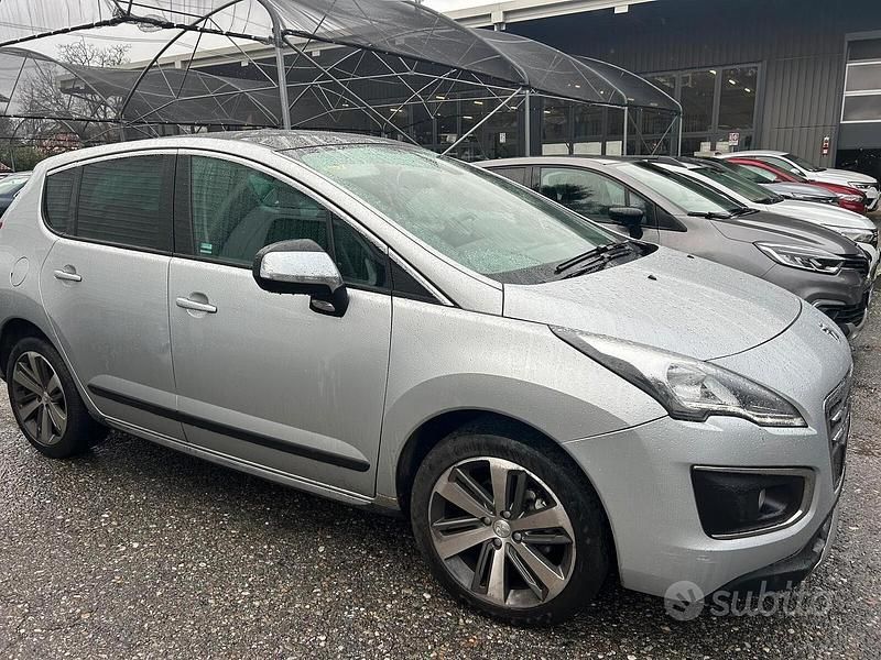 Usata Peugeot 3008 115 CV (84 kW) 2015 Grigio Berlina