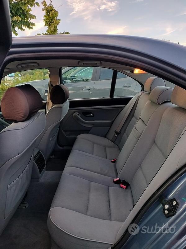 Usata BMW 530 200 CV (147 kW) 2000 Blu Berlina
