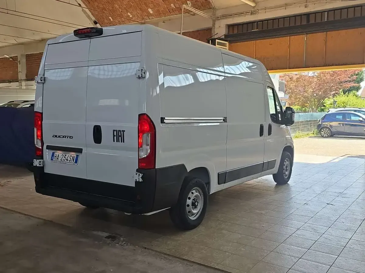 Nuova Fiat Ducato 140 CV (102 kW) 2025 Bianco pastello Furgone