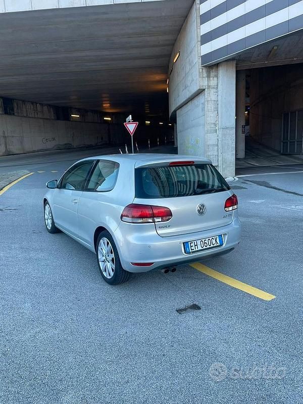Usata VW Golf 140 CV (102 kW) 2011 Grigio Berlina