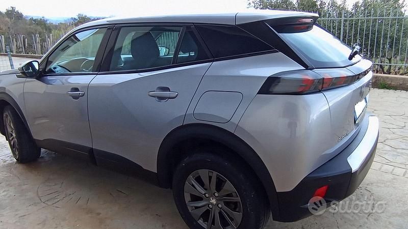 Usata Peugeot 2008 S 110 CV (80 kW) 2021 Grigio SUV