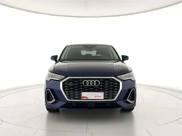 Usata Audi Q3 Sportback S-Line 200 CV (147 kW) 2022 Blu SUV