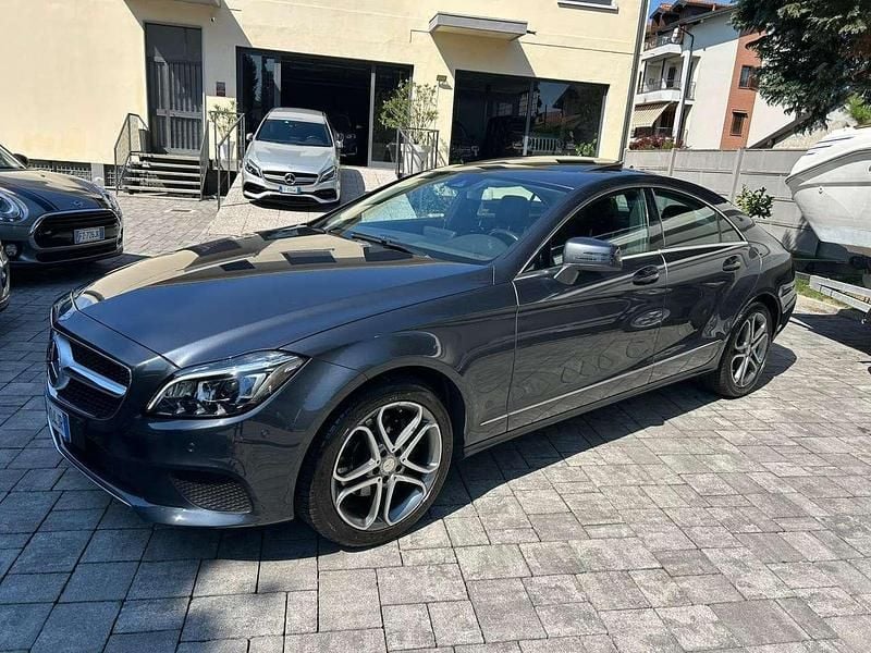 Grigio Usata 2015 Mercedes CLS220 Tre volumi | 16.800 € - Immagine 1/4