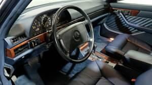 Usata Mercedes 560 279 CV (205 kW) 1990 Blu Berlina