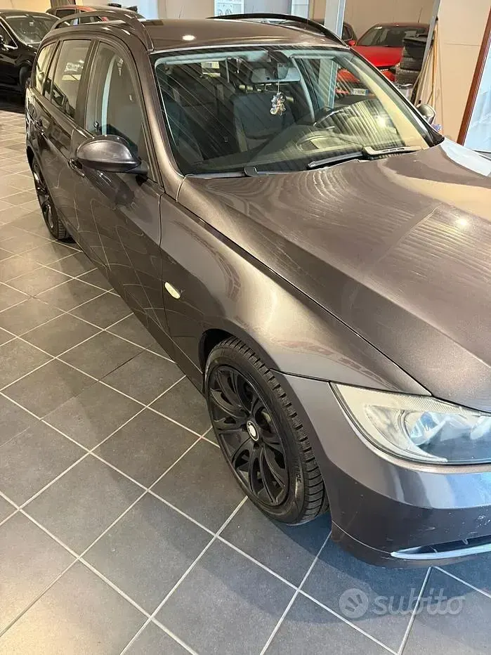 Usata BMW 320 177 CV (130 kW) 2008 Grigio Station wagon