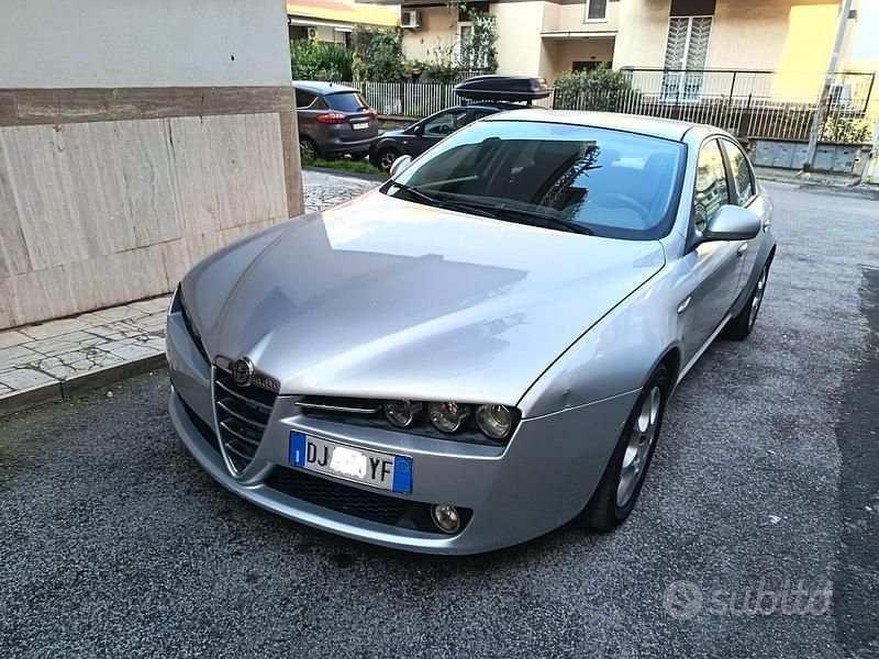 Usata Alfa Romeo 159 Progression 120 CV (88 kW) 2007 Berlina
