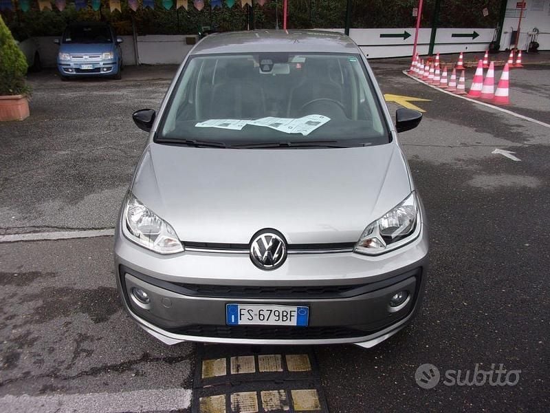 Usata VW up! 75 CV (55 kW) 2018 Grigio Utilitaria