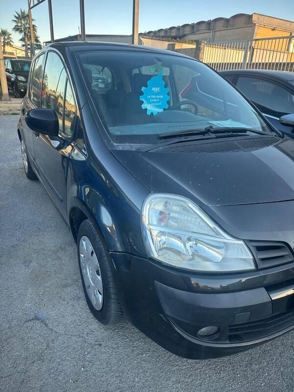 Usata Renault Grand Modus Dynamique 75 CV (55 kW) 2008 Grigio Monovolume