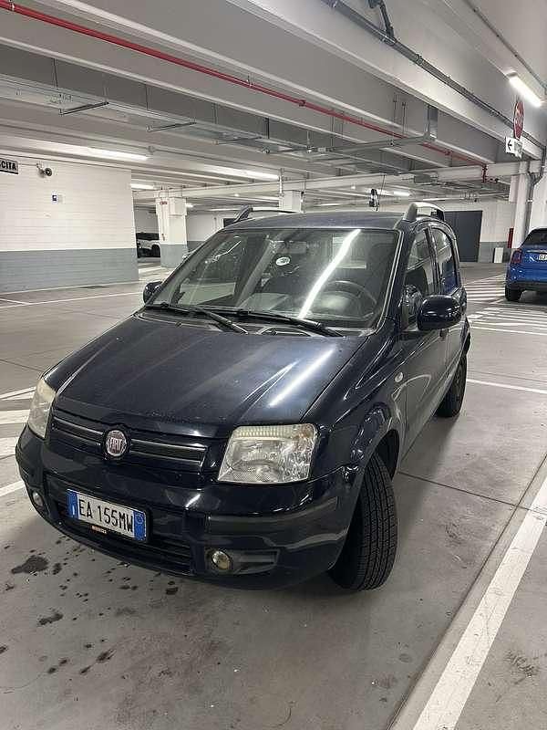 Usata Fiat Panda Emotion 60 CV (44 kW) 2009 Blu Utilitaria