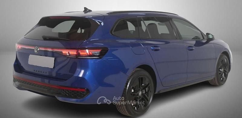 Usata VW Passat Style 273 CV (200 kW) 2025 Blu Station wagon