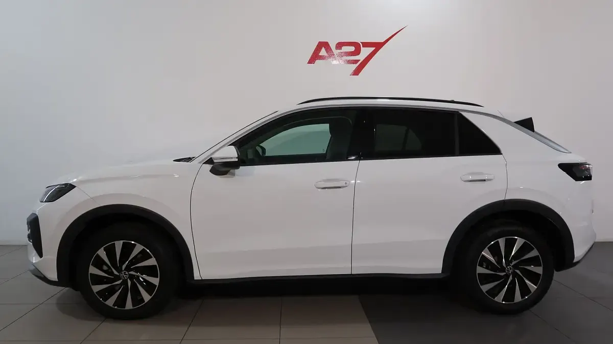 Nuova VW T-Roc Life 116 CV (85 kW) 2026 Bianco SUV