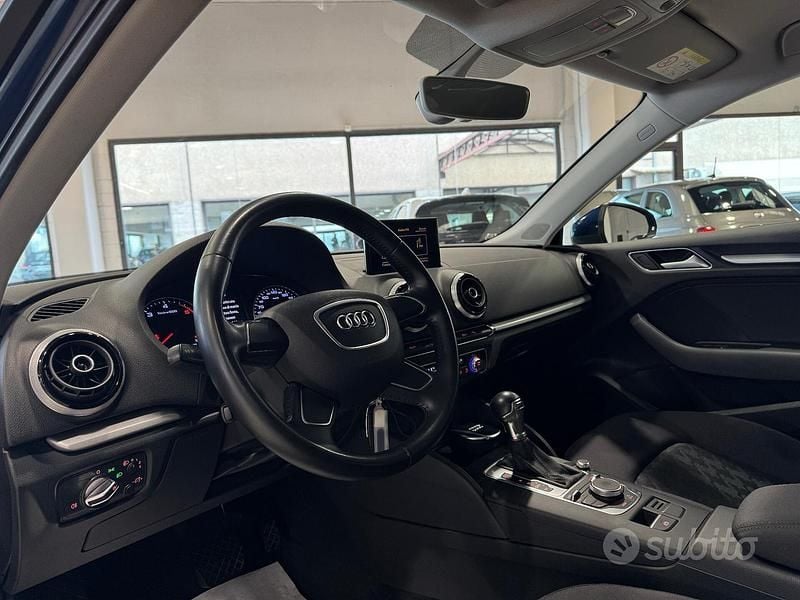 Usata Audi A3 Attraction 110 CV (80 kW) 2015 Blu Berlina