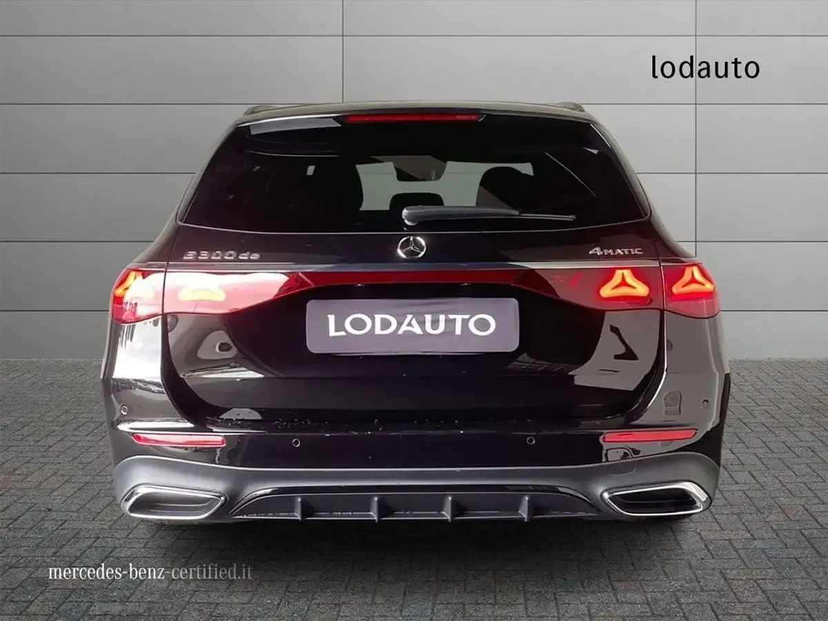 Usata Mercedes E300 Advanced Plus 313 CV (230 kW) 2025 Nero Station wagon