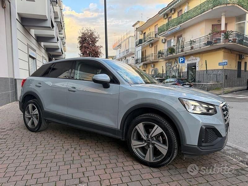 Usata Audi Q2 Admired 116 CV (85 kW) 2022 Grigio SUV