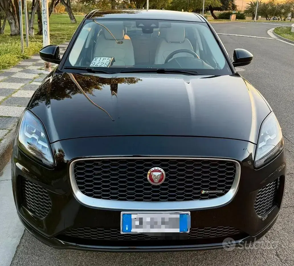 Usata Jaguar E-Pace R-Dynamic 241 CV (177 kW) 2020 Nero SUV