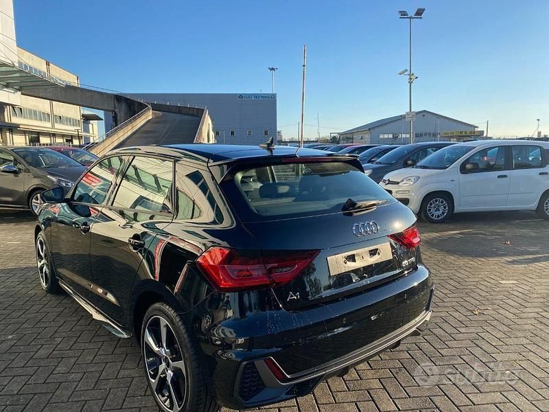 Nuova Audi A1 Black Edition 116 CV (85 kW) 2025 Nero Berlina