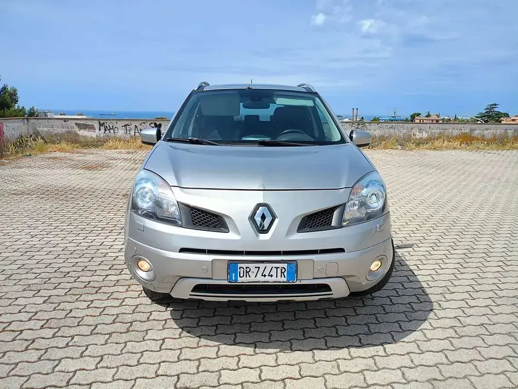 Usata Renault Koleos Dynamique 173 CV (127 kW) 2008 Argento SUV