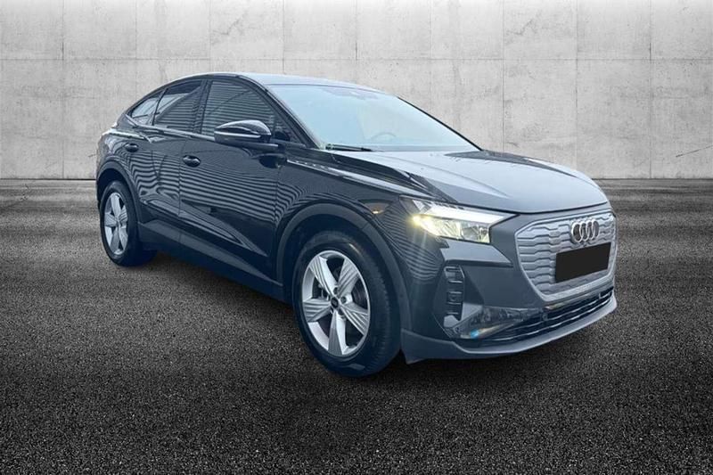 Usata Audi Q4 e-tron Business 69 kW (95 CV) 2022 Nero SUV