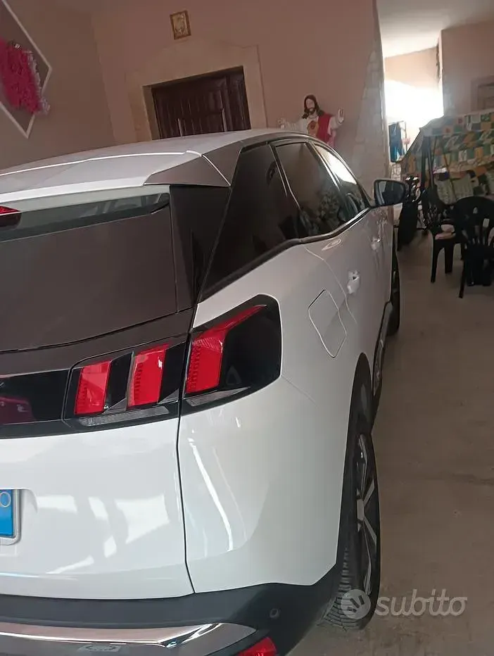 Usata Peugeot 3008 131 CV (96 kW) 2019 Bianco SUV