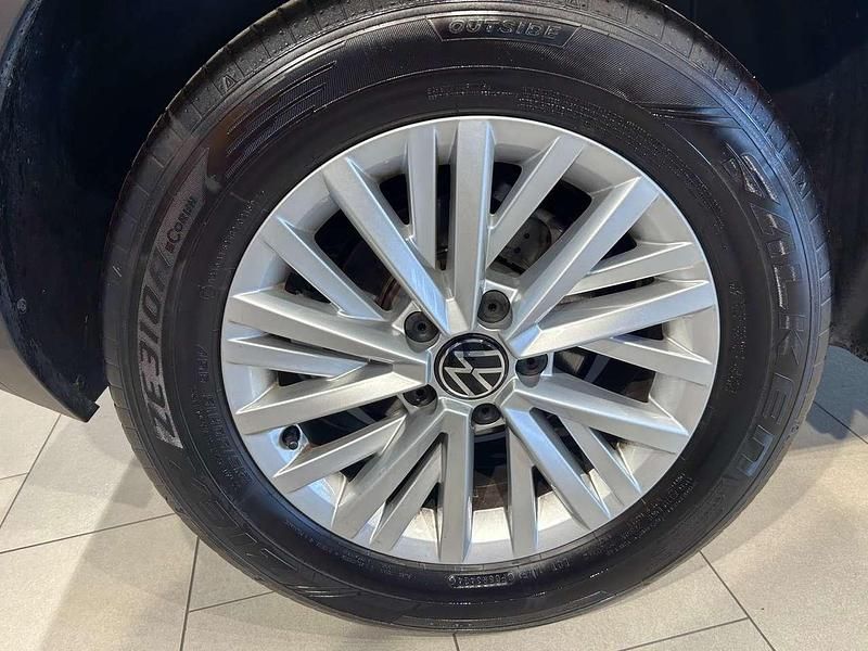 Usata VW T-Roc Life 116 CV (85 kW) 2025 Grigio SUV