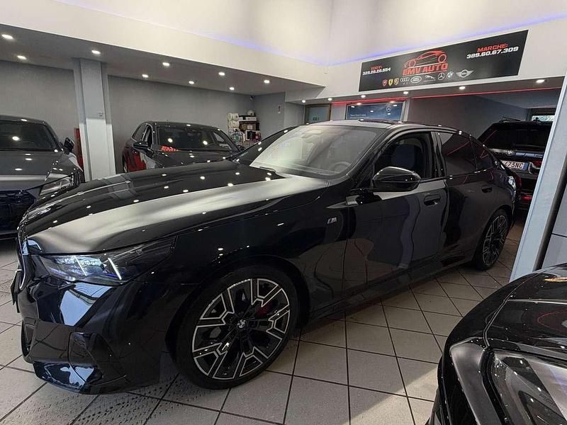 Usata BMW 540 M Sport 286 CV (210 kW) 2025 Nero Berlina