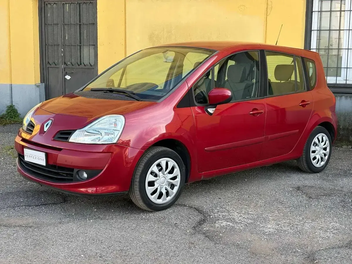 Usata Renault Grand Modus 75 CV (55 kW) 2009 Other Monovolume