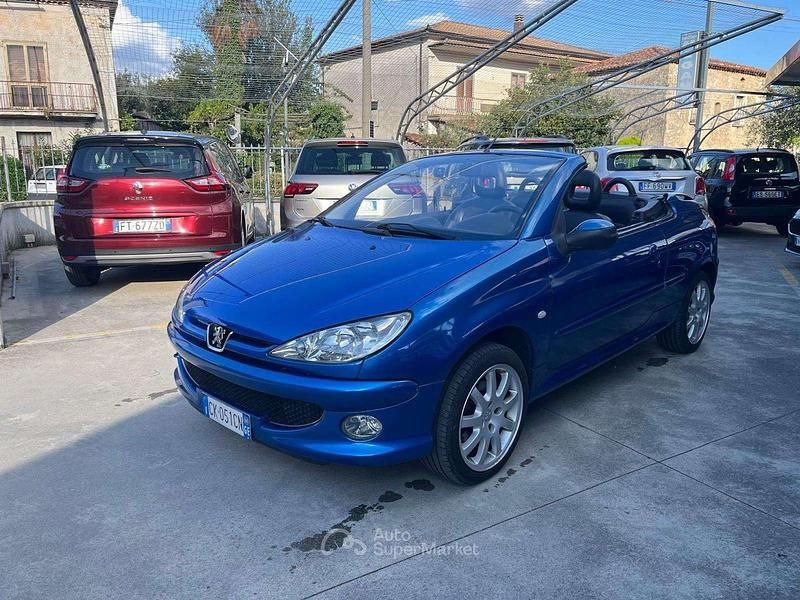 Usata Peugeot 206 CC 110 CV (80 kW) 2004 Blu/azzurro Cabrio