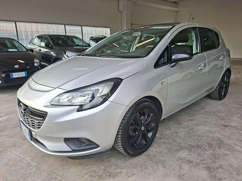 Usata Opel Corsa 90 CV (66 kW) 2016 Argento Utilitaria