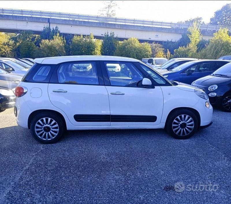 Gebraucht Fiat 500L 85 PS (62 kW) 2017 Van / Kleinbus