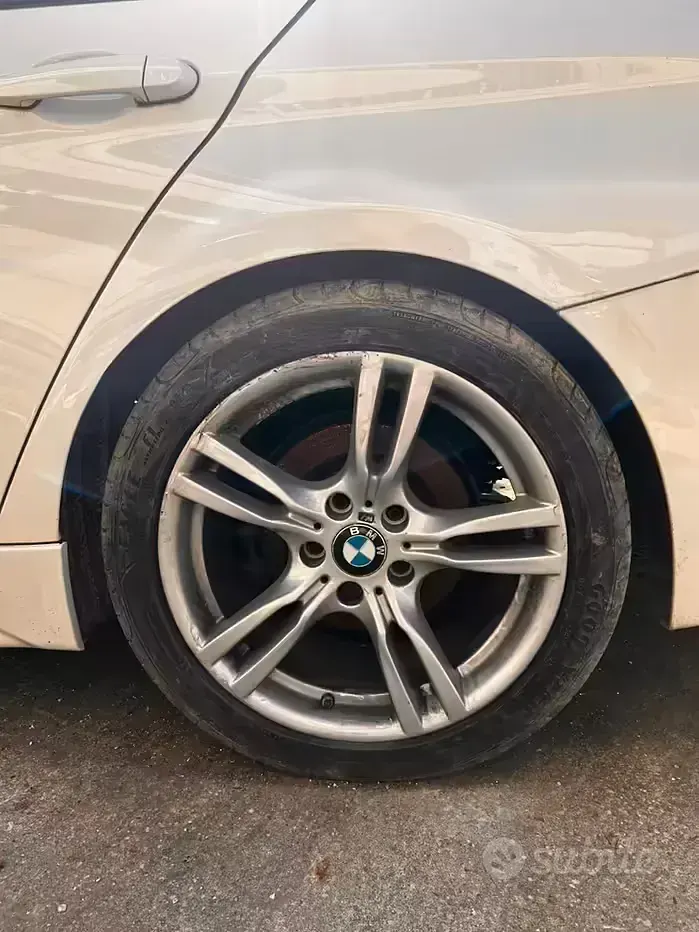 Usata BMW 318 M Sport 150 CV (110 kW) 2015 Bianco Coupé