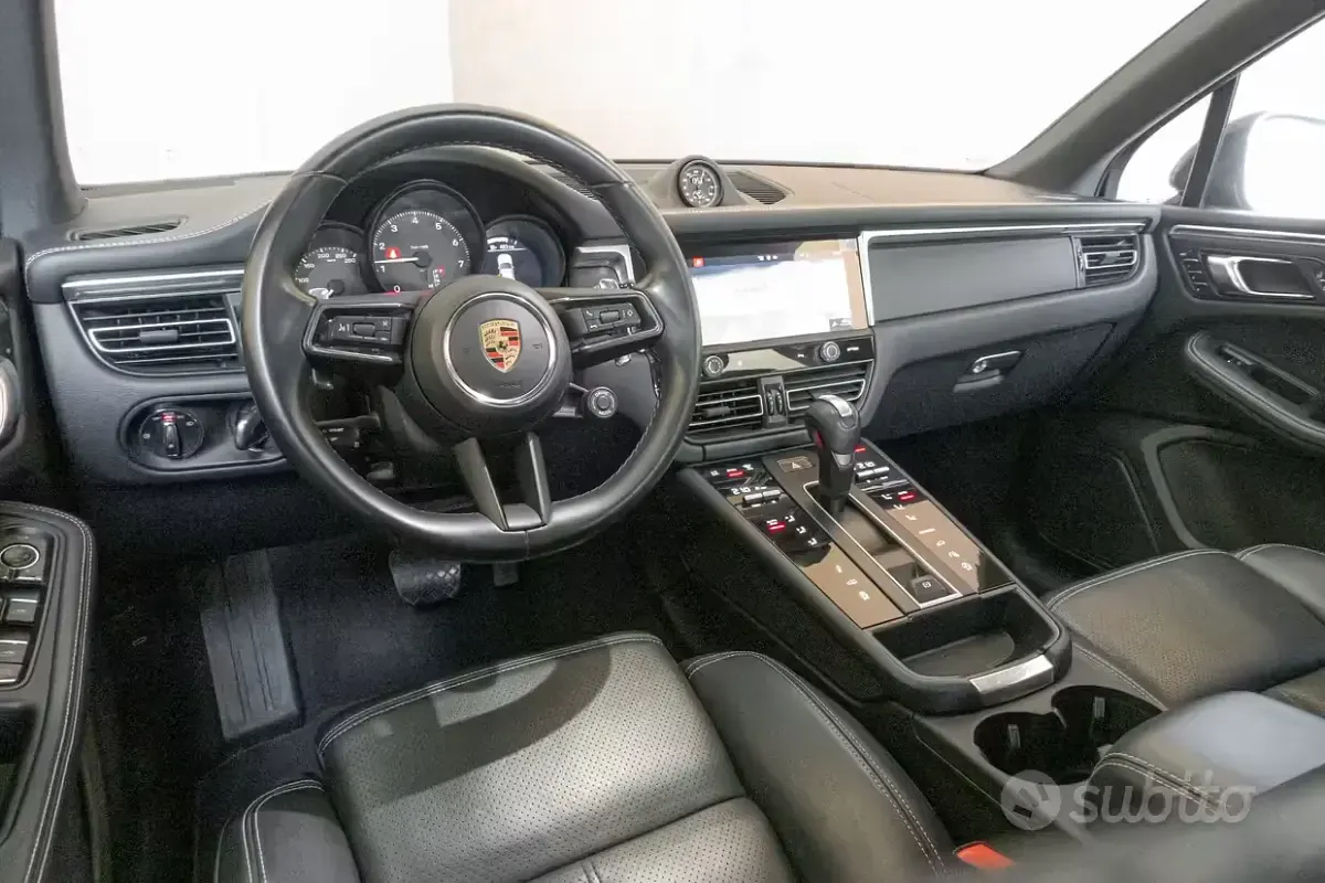 Usata Porsche Macan 265 CV (194 kW) 2022 Grigio SUV