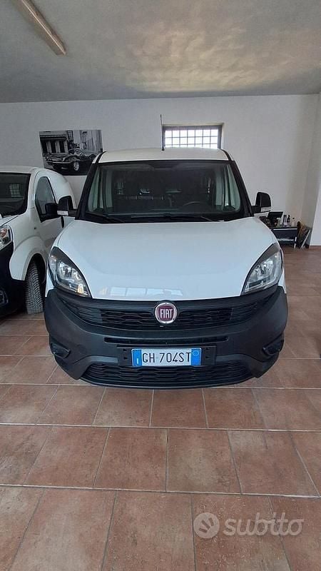 Bianco Usata 2021 Fiat Doblò Lounge Monovolume | 10.900 € (Super prezzo) - Immagine 1/4