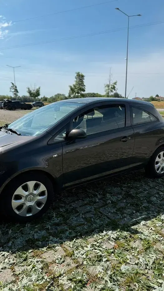 Usata Opel Corsa 85 CV (62 kW) 2013 Grigio Utilitaria
