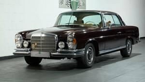 Usata Mercedes 280 SE 200 CV (147 kW) 1970 Marrone Coupé
