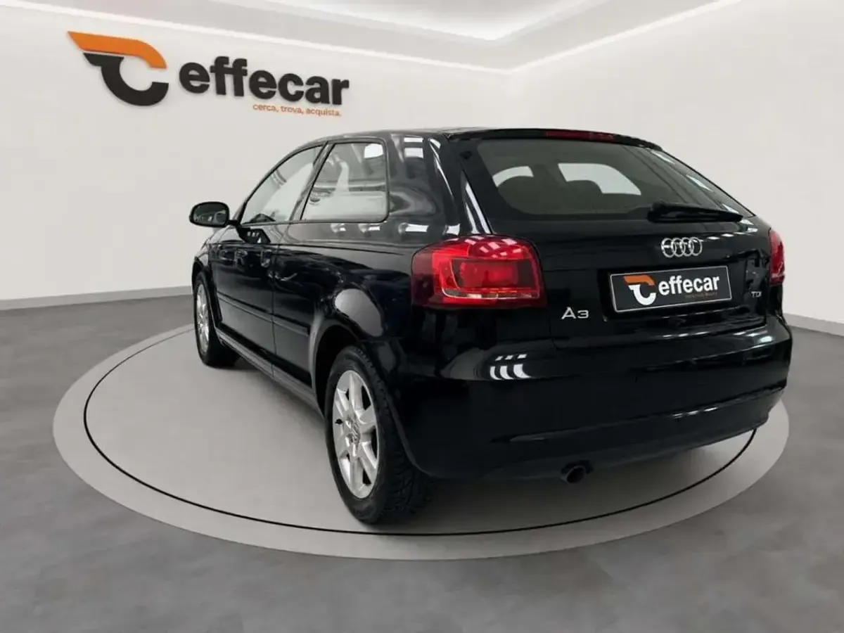 Usata Audi A3 Attraction 90 CV (66 kW) 2012 Nero Utilitaria