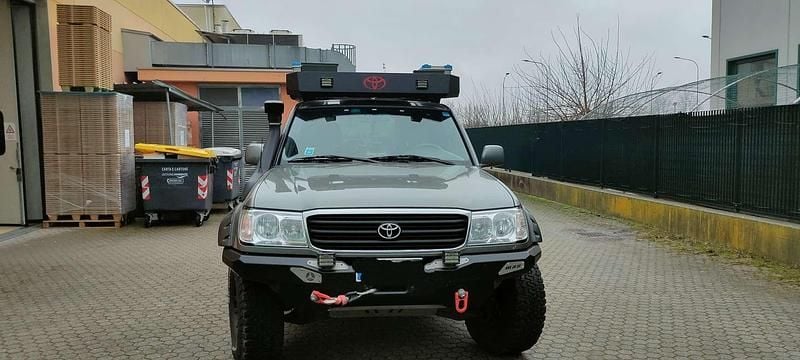 Usata Toyota Land Cruiser 250 CV (183 kW) 2000 Grigio SUV